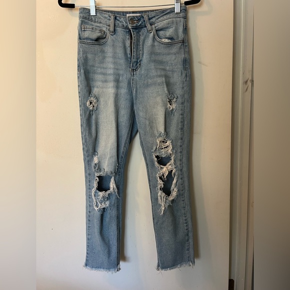 Jeans - Picture 1 of 3